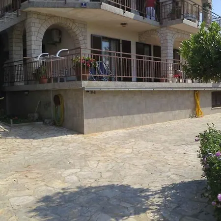 Apartment In Malinska/insel Krk 13158